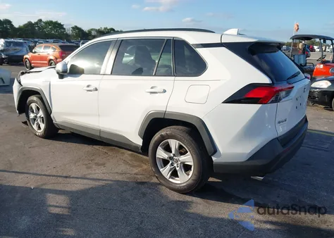 2020 Toyota Rav4 Xle z USA, uszkodzony, nr VIN JTMW1RFV2LD058980